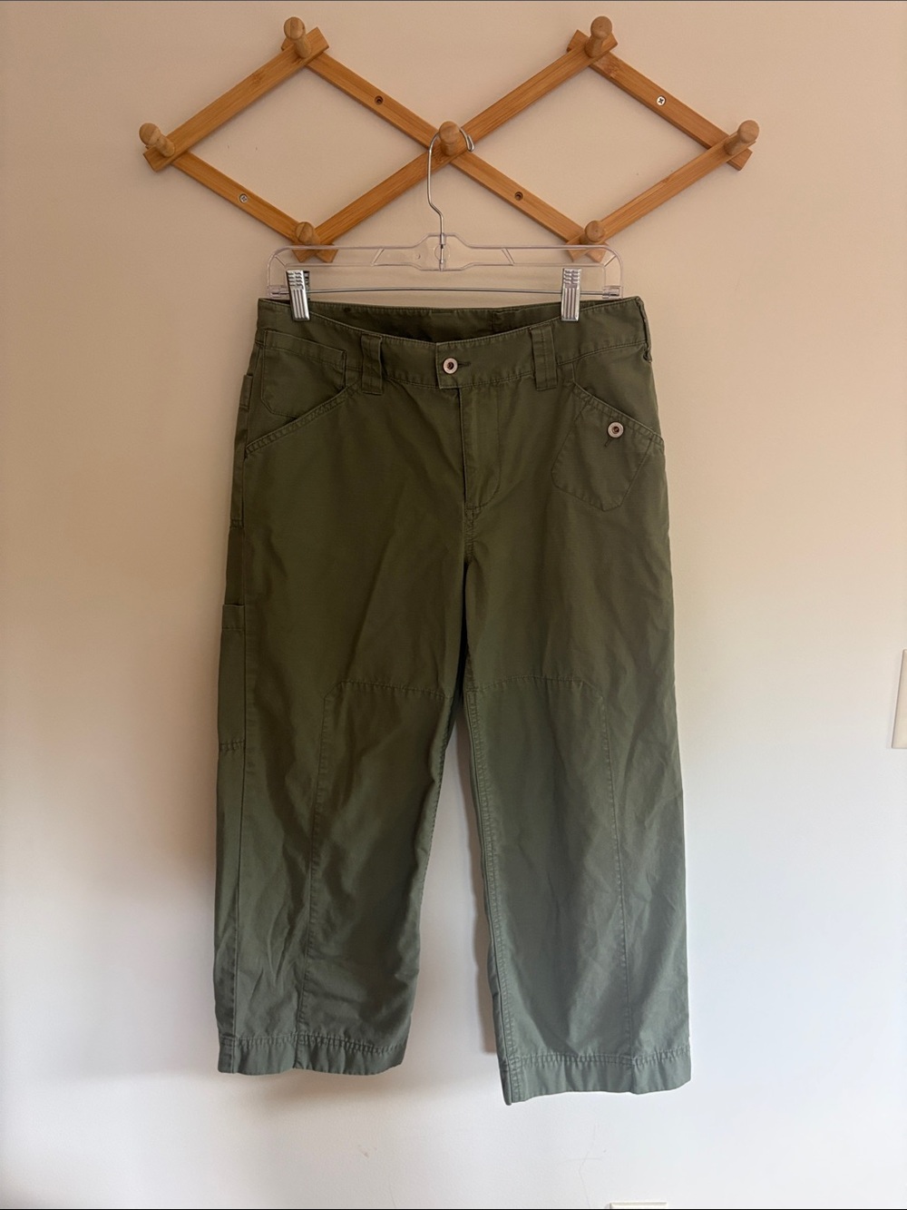 Sundance Olive Green Cotton Wide Leg Cropped Pants Size 8 cargo utility
